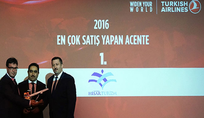 Hac ve Umre'ye en çok yolcu taşıyan Hisar Turizm'e ödül
