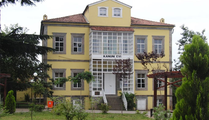 Trabzon'da 11 öğrenciye tarih gezisi