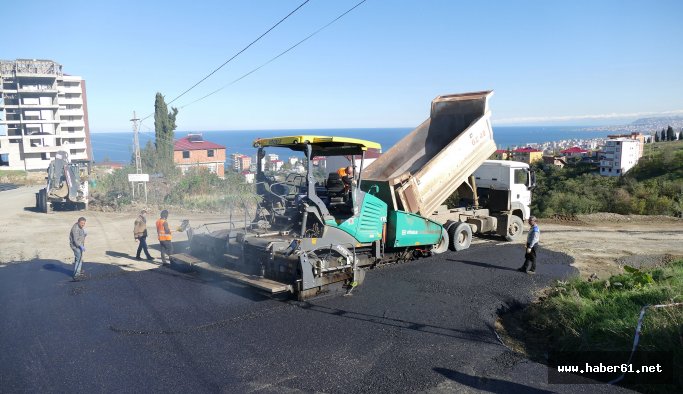 Sarıtaş ve Yaylacık'ta asfaltlama yapıldı