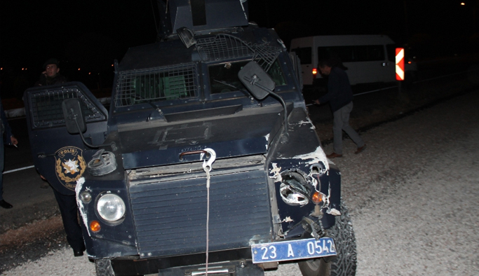 Zırhlı araç kaza yaptı: 2 polis yaralı