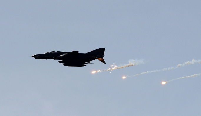 Yurt içinde 3 hedefe ve Kuzey Irak’a hava harekatı