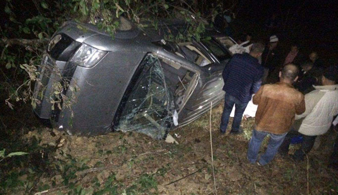 Giresun'da araç şarampole devrildi: 1 ölü 1 yaralı