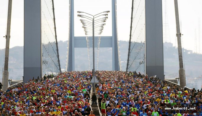 Maraton İstanbul'u kilitledi
