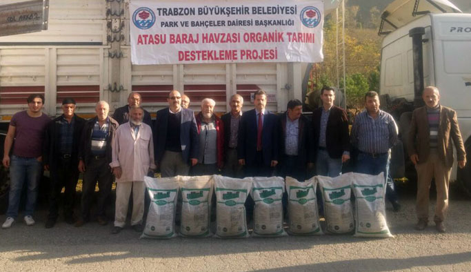 Trabzon'da organik tarım için 176 ton gübre dağıtıldı