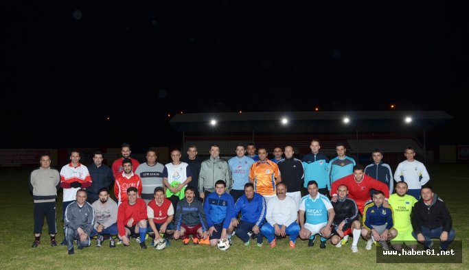 Protokol ve gazeteciler sahada