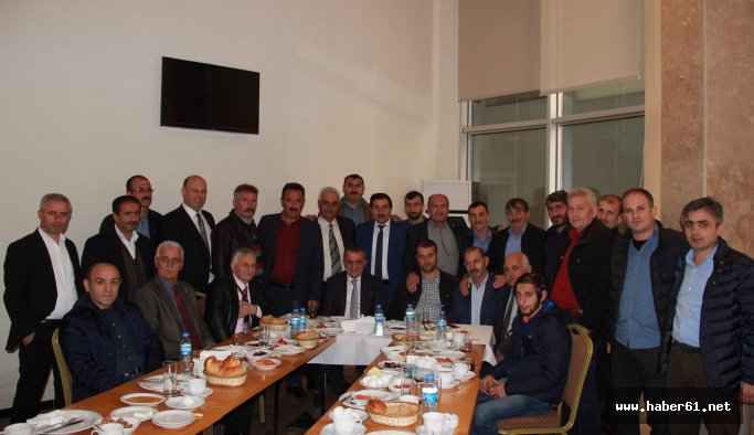 Sağıroğlu muhtarlarla buluştu