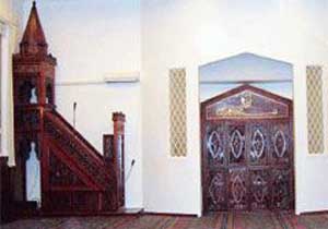 Türkler kilise satın aldı