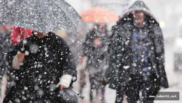 Gümüşhane'yi kar vurdu