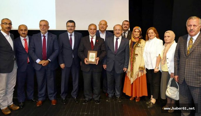 Trabzon'da "İslam Dinini Yıkım Projesi-FETÖ" konferansı