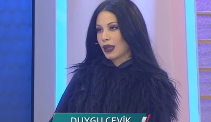 Duygu Çevik kaç yaşında ve nerelidir?