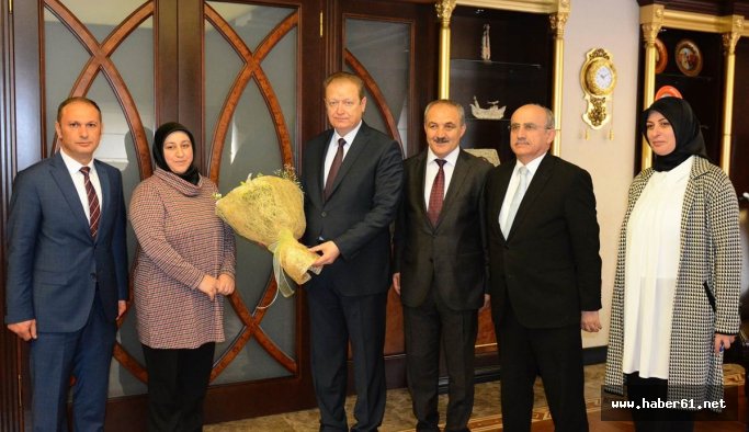 Öğretmenlerden Vali Yavuz'a ziyaret