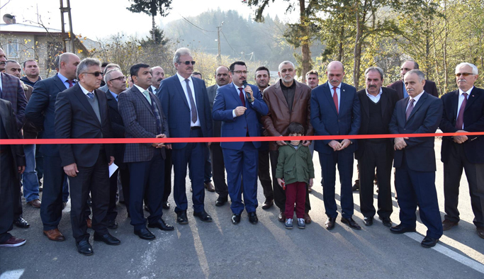 Trabzon'un o mahallesinde asfalt sevinci
