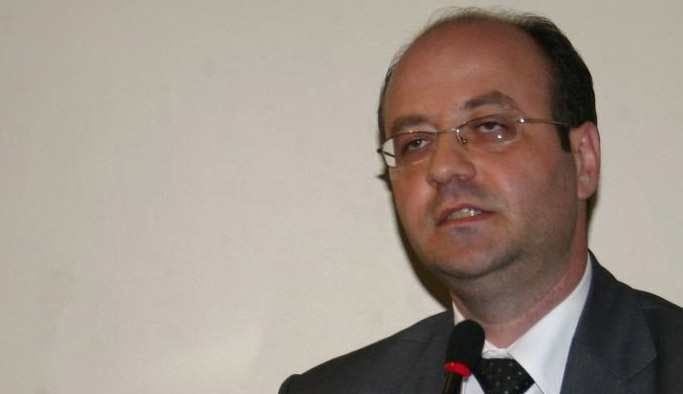 "Boztepe'ye teleferik ve raylı sistem yapılmalı"