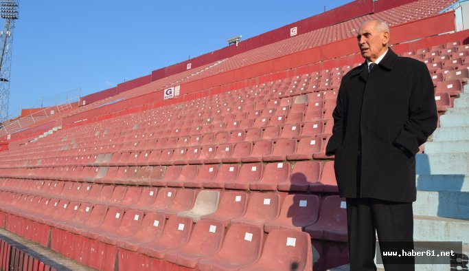 Trabzonspor'un efsanesinden Avni Aker'e hüzünlü veda