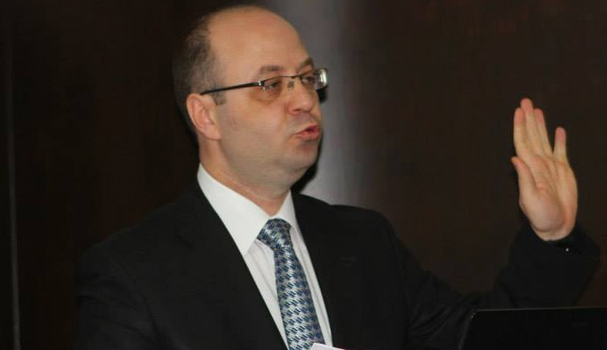 "Hafif raylı sistem Trabzon trafiğini rahatlatır"