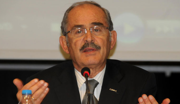 Trabzon'da Büyükerşen'den belediyecilik konferansı