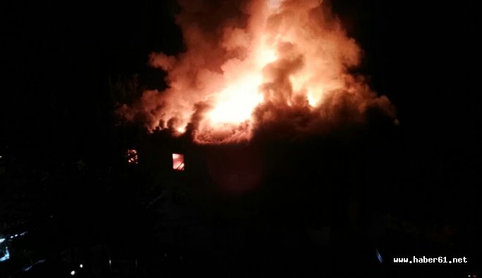 Kız öğrenci yurdunda yangın!