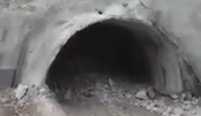 Artvin'de tünel çöktü!