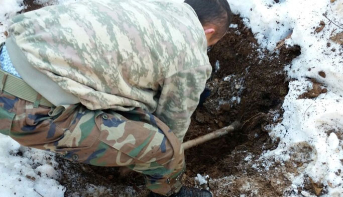 Mağara ve sığınaklarda mühimmat yakalandı