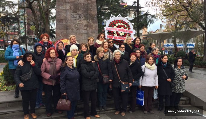 Trabzon'da kadınlara seçme ve seçilme hakkının yıldönümü kutlandı