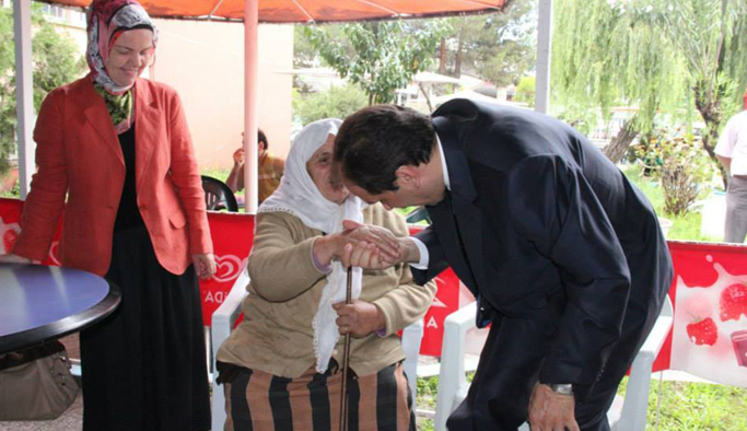 Muhammet Balta'dan kadın hakları günü mesajı