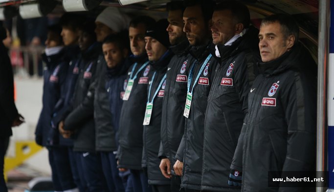 Trabzonspor’da Ersun Yanal’dan galibiyet sonrası süreç değerlendirmesi