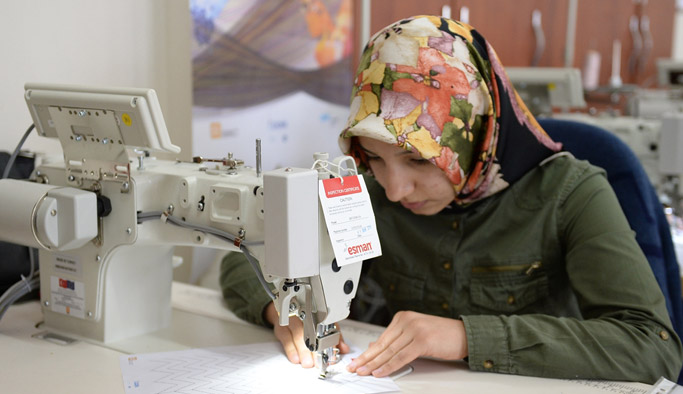 Ordu ve Giresun'da 400 kadına tekstil eğitimi