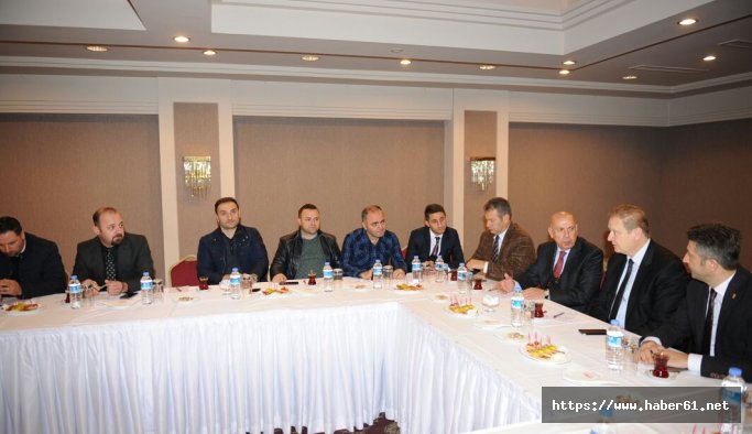 TÜRSAB Doğu Karadeniz Yürütme Kurulu ile Vali Yavuz bir araya geldi