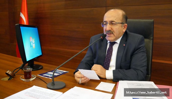 Trabzon'da karla mücadele sürüyor