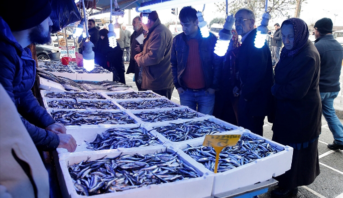 Trabzon'da Hamsi yüzleri güldürdü