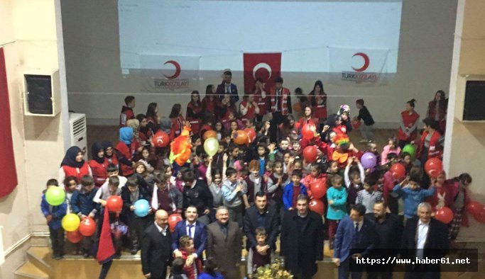 Kızılay Sürmene Şubesi'nden gönüllülük paneli