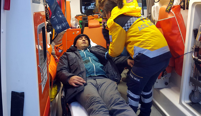 Karadeniz'de gemi kaptanı bıçaklandı!