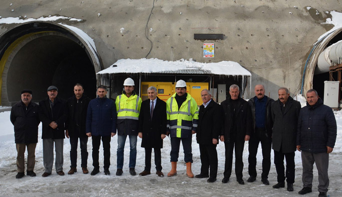 Türkiye'nin en uzun 3. tüneli Giresun'a...