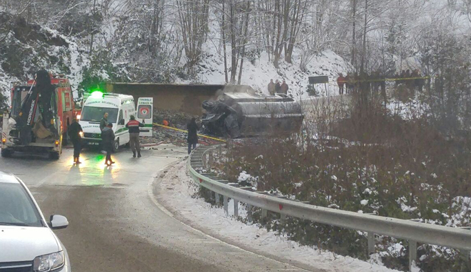 Giresun'da tanker ile tır çarpıştı: 2 ölü, 1 yaralı