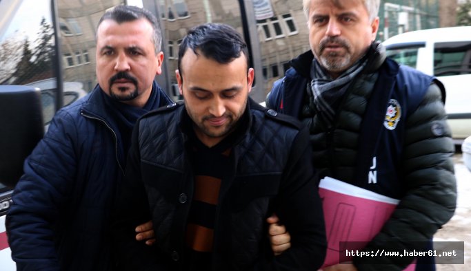 Hem çarptı hem aynam kırıldı diye bıçakladı