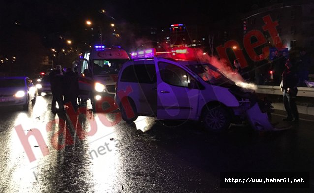 Trabzon’da direksiyon hâkimiyetini kaybeden sürücü bariyerlere çarptı: 2 yaralı