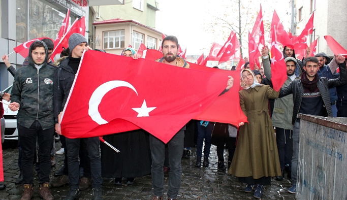 Artvin'den geldiler Trabzon'da protesto ettiler