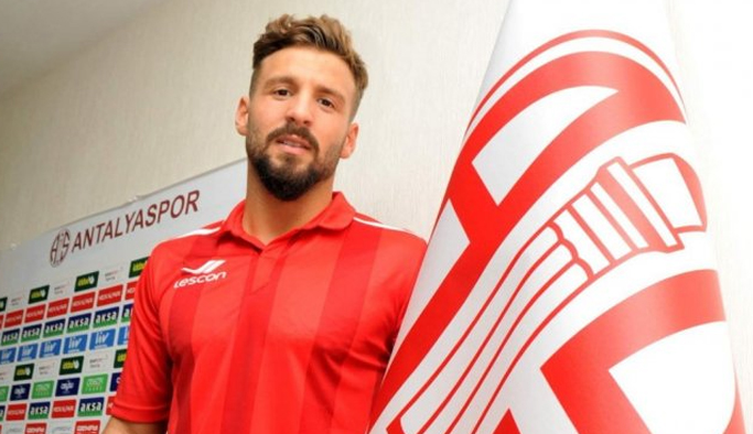 Şahin Aygüneş'in Antalyaspor Macerası Sona Erdi: Sözleşmesi Feshedildi