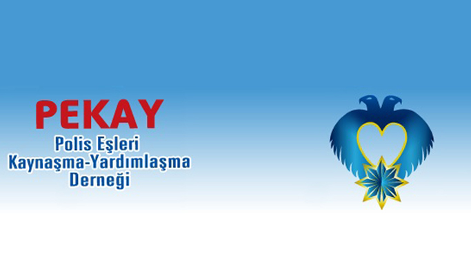 Trabzon'da Polis eşleri Kukla şenliği düzenledi