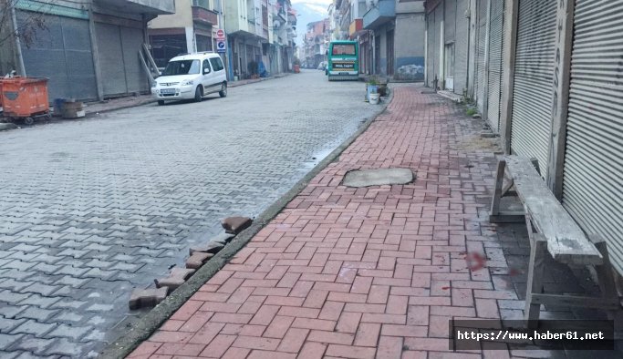 Kız arkadaşıyla önce tartıştı sonra bıçakladı