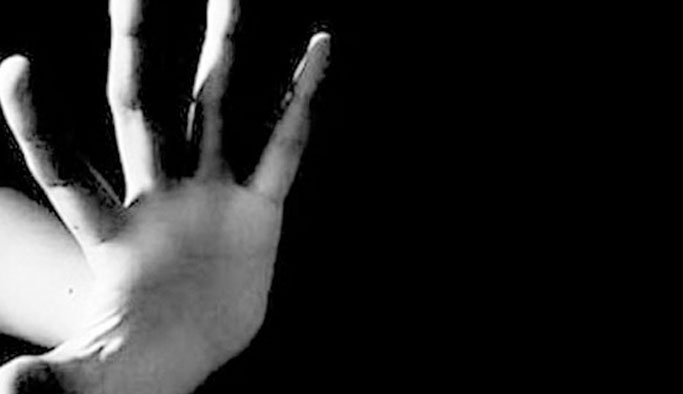 Dededen torununa taciz!