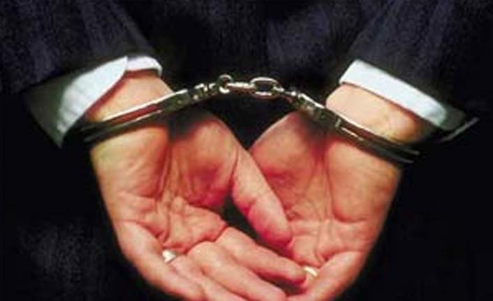 3 muvazzzaf asker tutuklandı