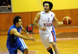 Hayden Basket maçına!