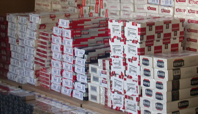 Trabzon’da otobüslerde gümrük kaçağı içki ve sigara yakalandı