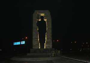 Trabzon'da şehitler anıtı açıldı