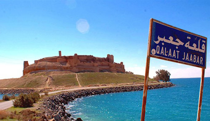 Süleyman Şah türbesinin eski yeri YPG'nin eline geçti