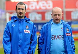 Gökhan doktor kontrolünde!