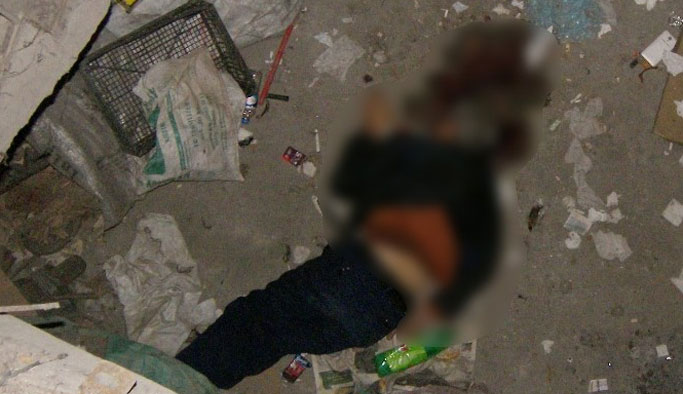 Merdiven boşluğuna düşen işçi öldü