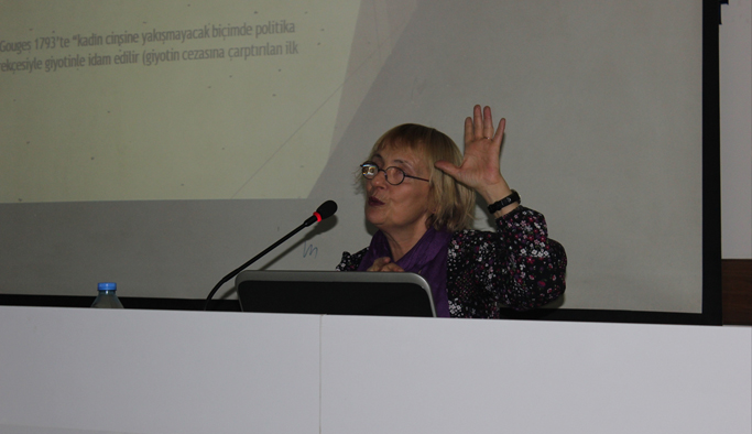 Trabzon'da kadın hakları paneli düzenlendi