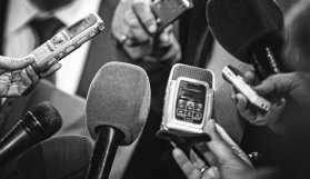 KTÜ İletişim Fakültesi Dekanı Prof. Dr. Akyazı'dan gazetecilere mesaj